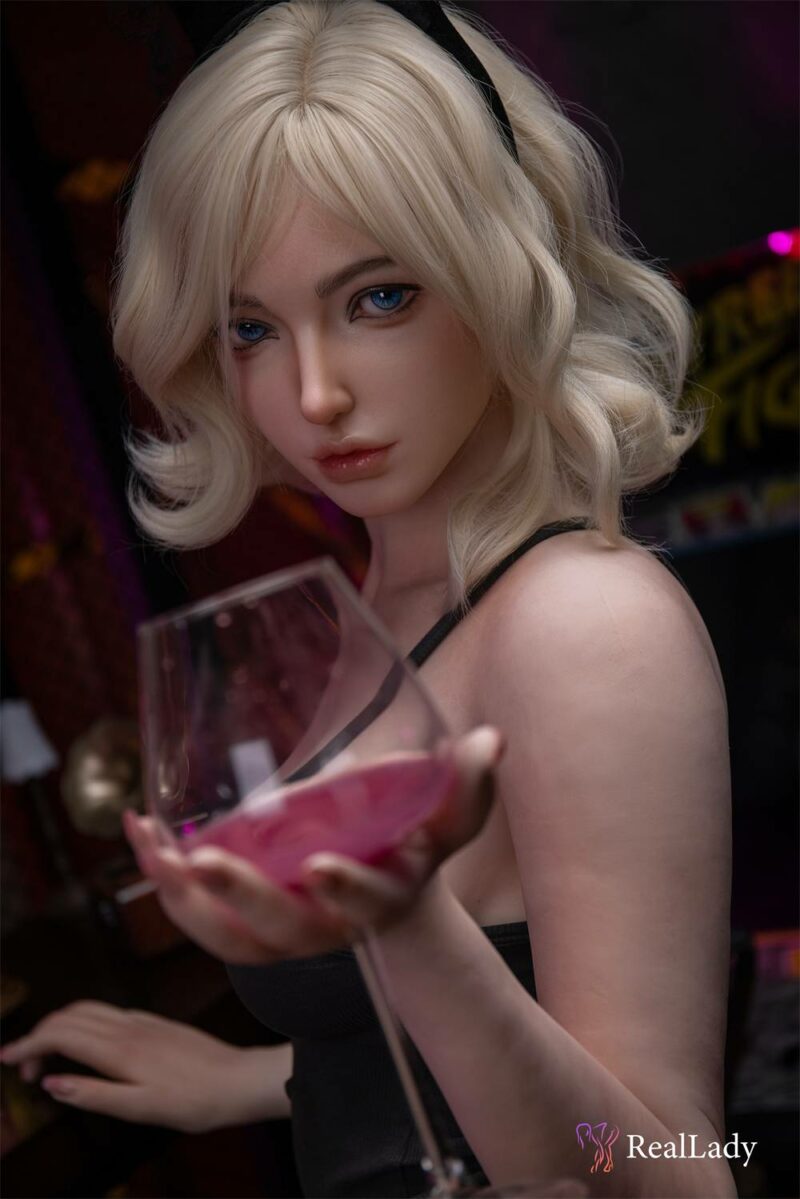 1P8A3541-1.jpg Real-Lady 170cm C-cup Silicone Sex Doll Joline